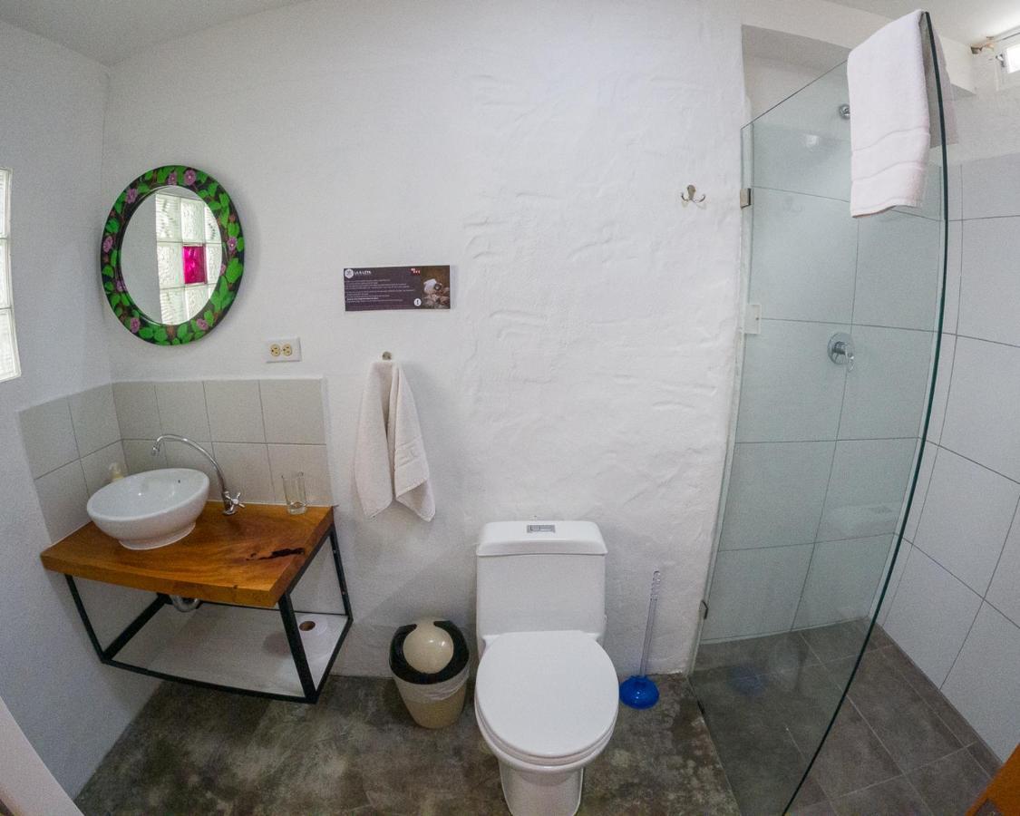 La K-Leta Boutique Guesthouse Puerto Ayora  Eksteriør bilde