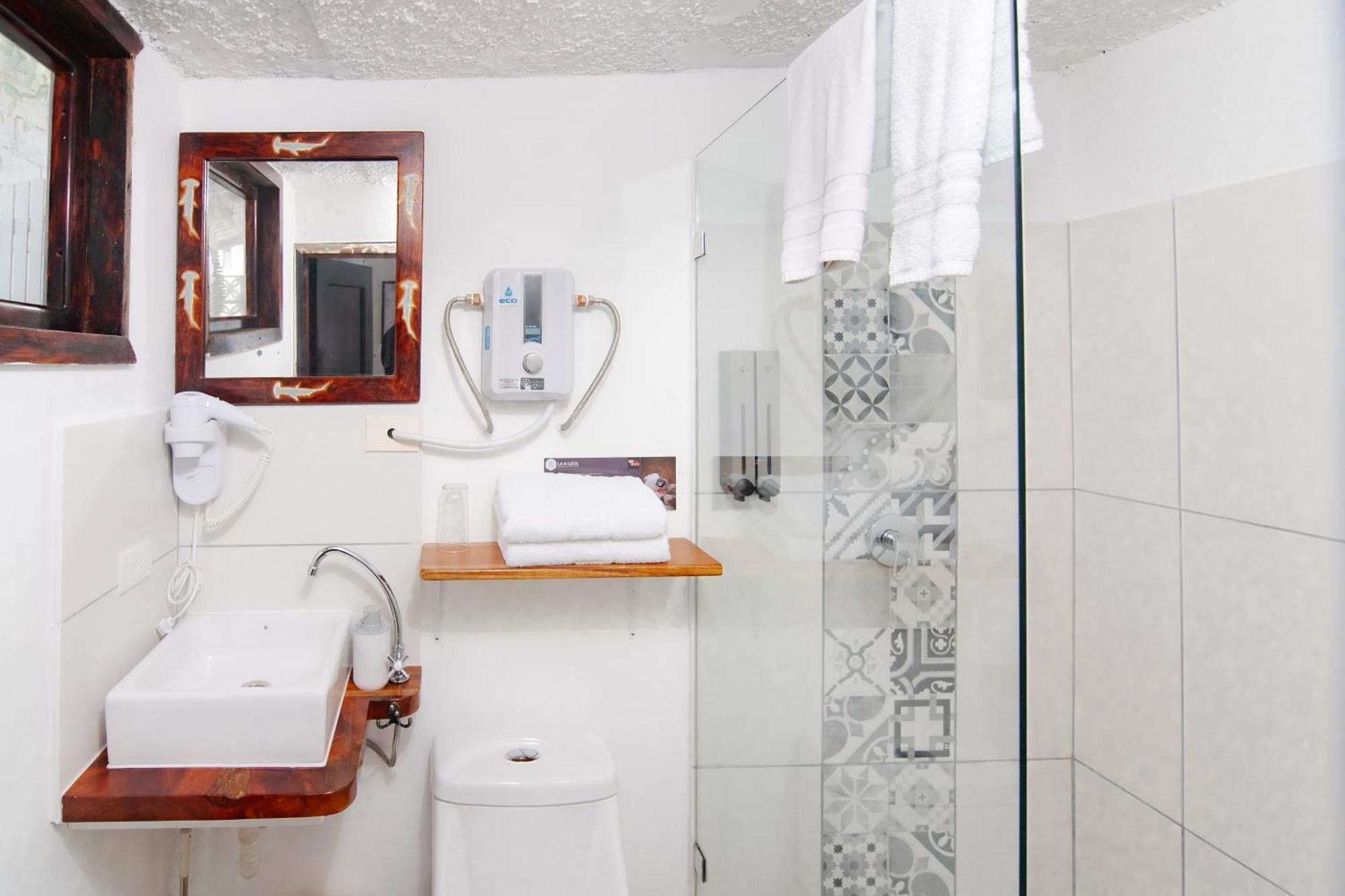 La K-Leta Boutique Guesthouse Puerto Ayora  Eksteriør bilde