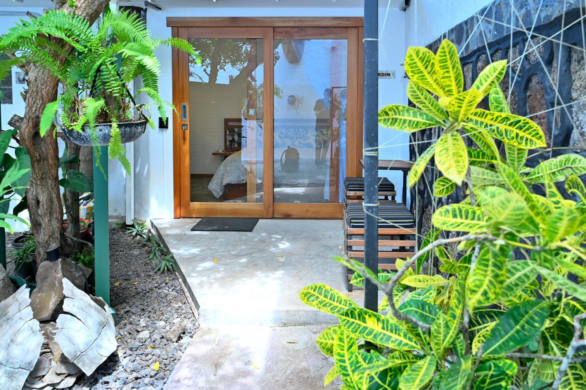 La K-Leta Boutique Guesthouse Puerto Ayora  Eksteriør bilde